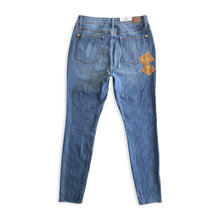 Load image into Gallery viewer, Retro Vibes Judy Blue Patch Skinny Jeans