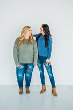 Load image into Gallery viewer, Rubies & Honey Mid-Rise Camo Leopard Patch Distressed Dark Wash Skinny Jeans ๐