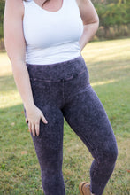 Load image into Gallery viewer, Blackberry Yoga Leggings