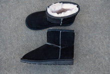 Load image into Gallery viewer, Comfort Boots in Black Corduroy