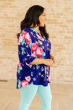 Load image into Gallery viewer, Lizzy Top in Royal Floral