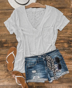 DISTRESSED WHITE TEE