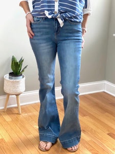 Showing My Flare Judy Blue Jeans